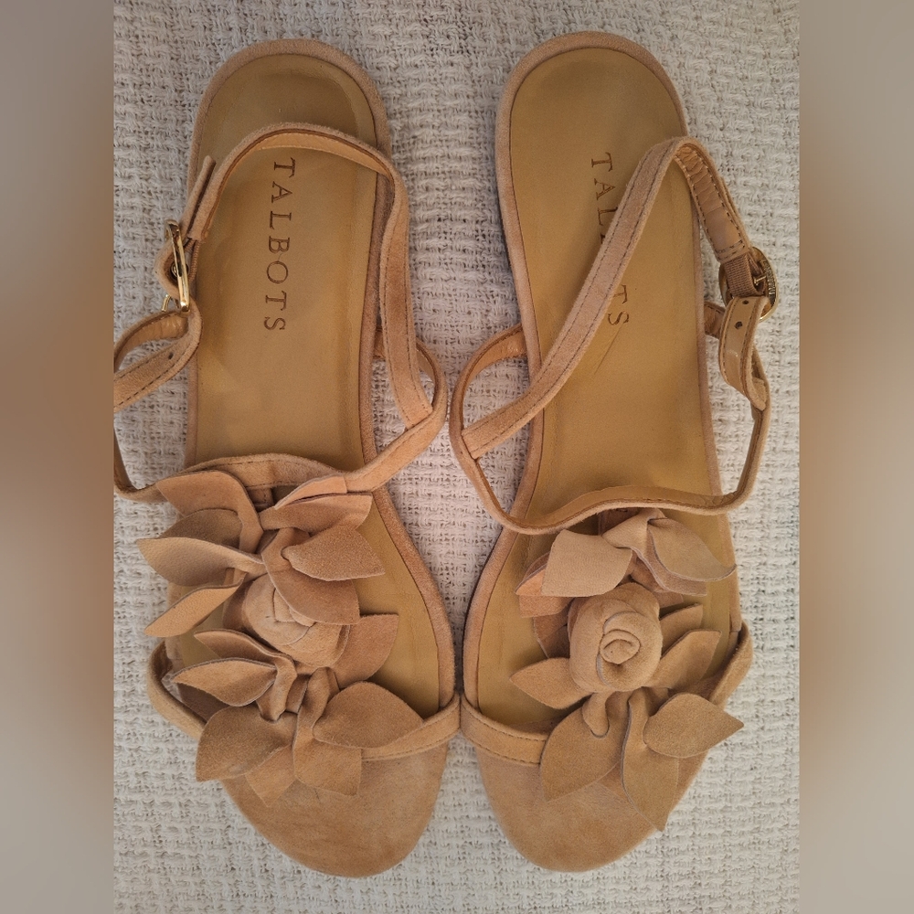 Talbots Women's Tan Sandals